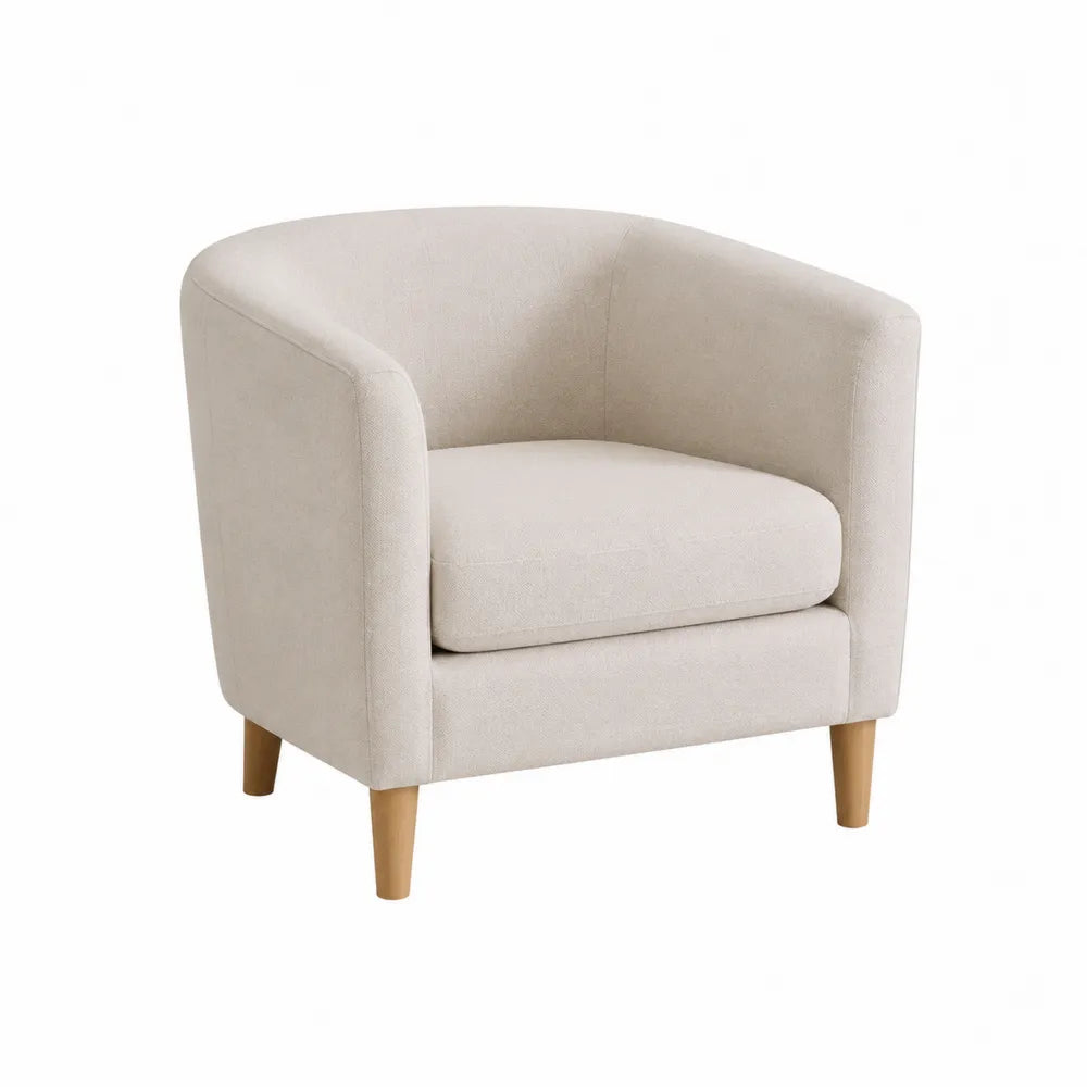 Poltrona in tessuto beige con gambe in legno